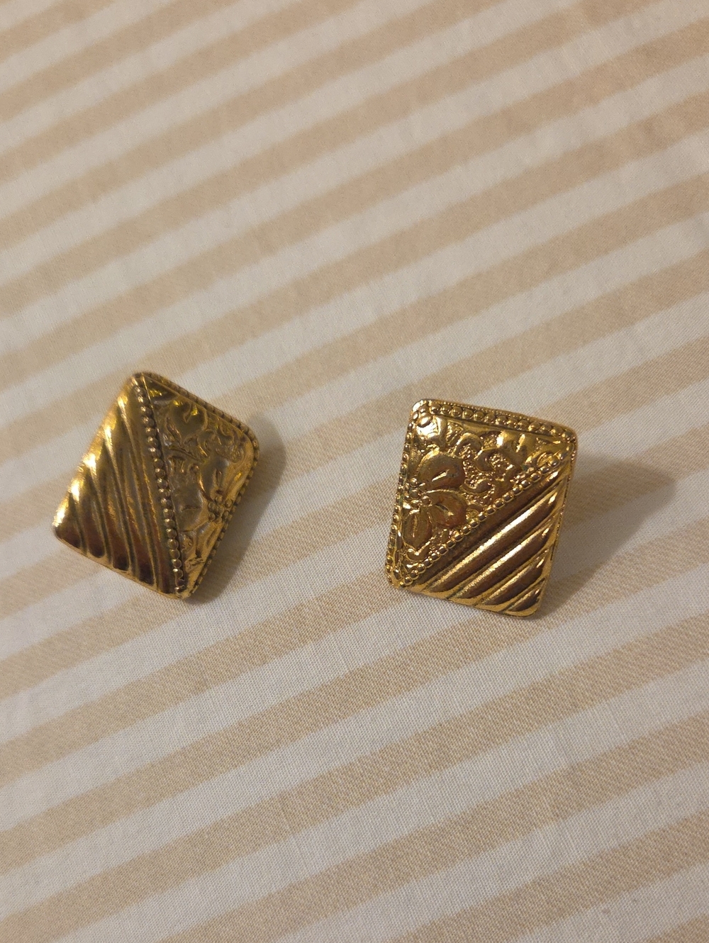 Vintage Gold Tone Rectangular Stud Earrings Textured Floral & Diagonal G